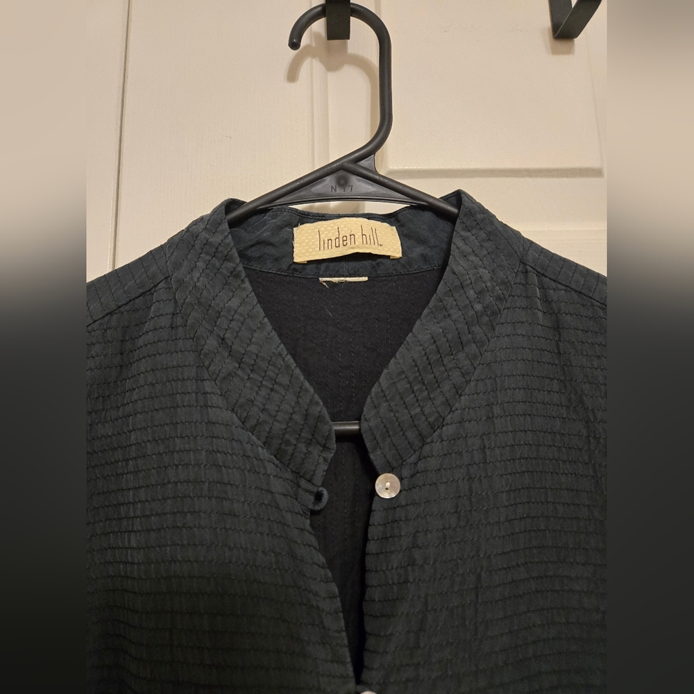 Linden Hill 100% Silk Front Button Textured Jacket In Black Size Medium - Picture 3 of 8